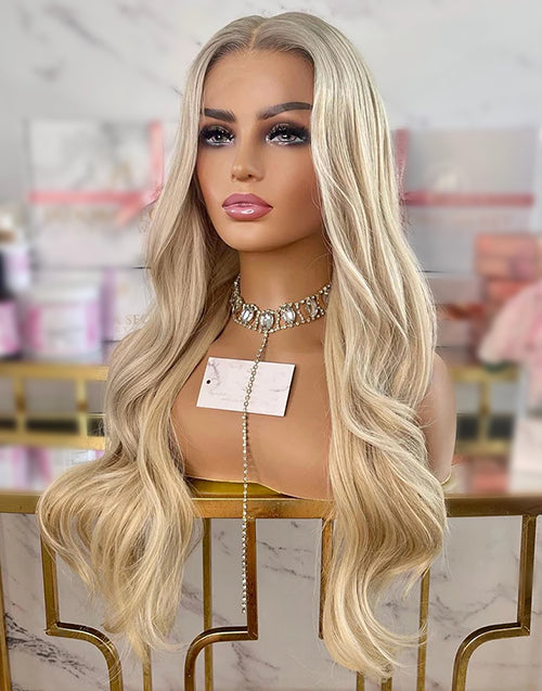 14" Highlight Blonde Wavy 13x6 Wig With Light Ash Roots