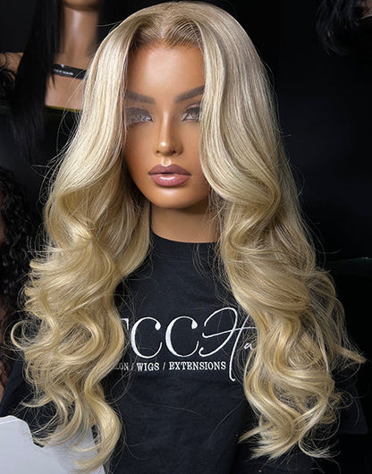 22" Ombre Blonde Wavy 13x6/360 Lace Wig Light Roots