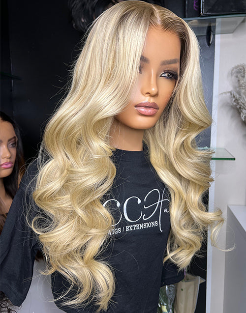 22" Ombre Blonde Wavy 13x6/360 Lace Wig Light Roots